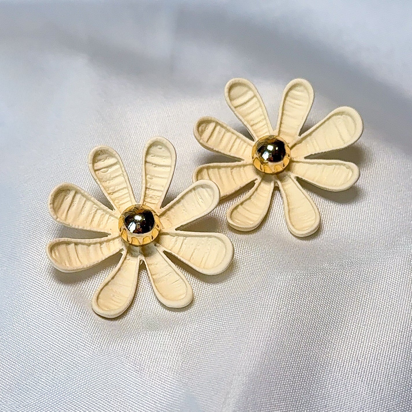 Arete Flor Gamuza