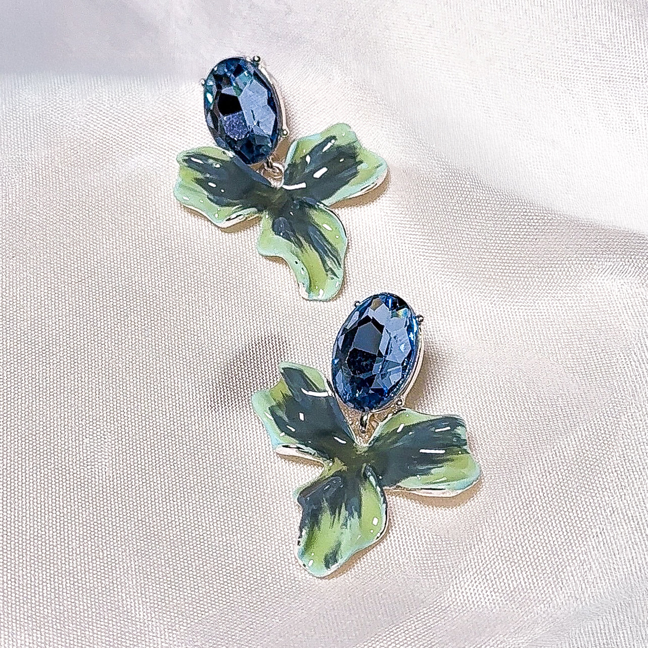 Arete piedra hojas